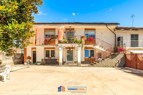 casa indipendente in vendita a Moretta