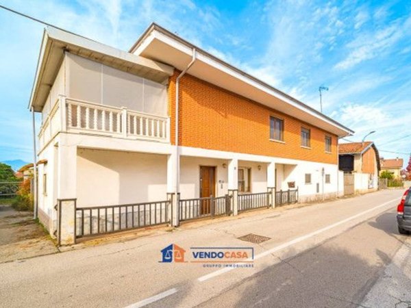 casa indipendente in vendita a Moretta