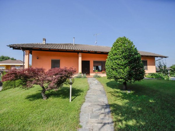 casa indipendente in vendita a Moretta