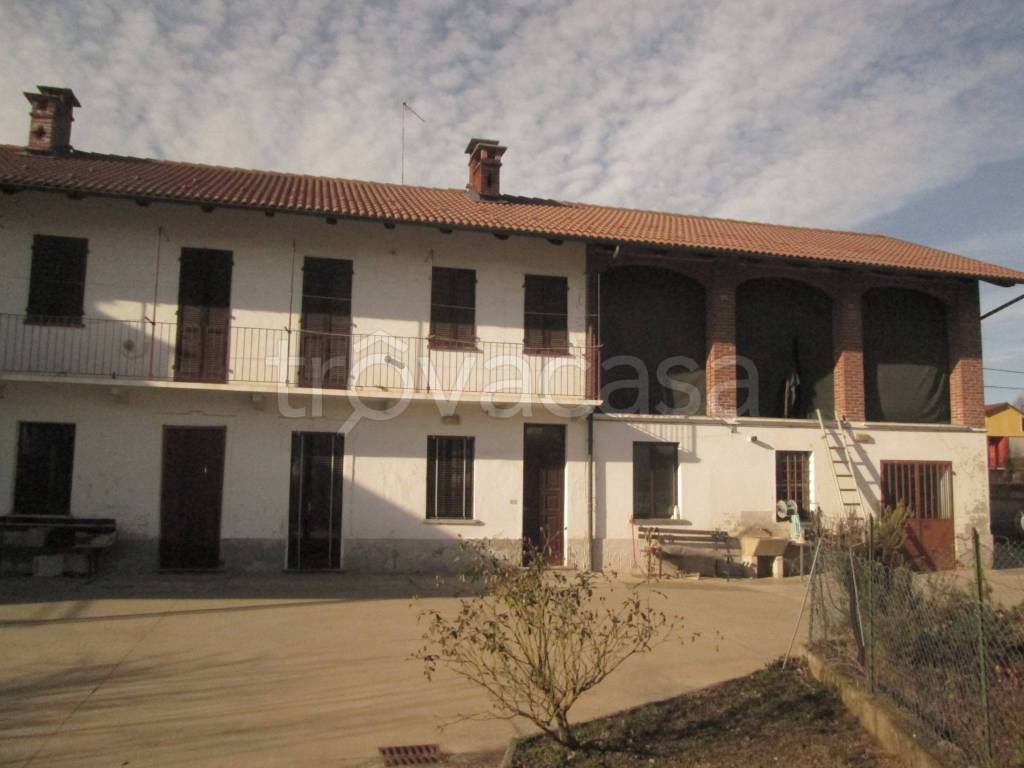 casa indipendente in vendita a Moretta