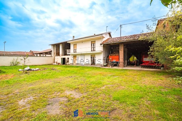 casa indipendente in vendita a Moretta in zona Brasse