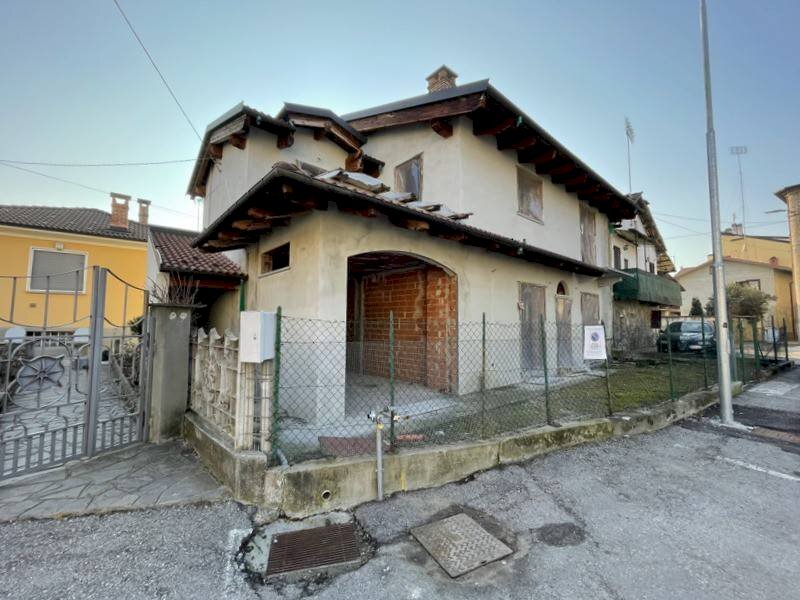casa indipendente in vendita a Morozzo