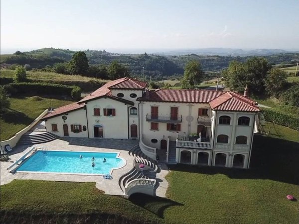 casa indipendente in vendita a Murazzano