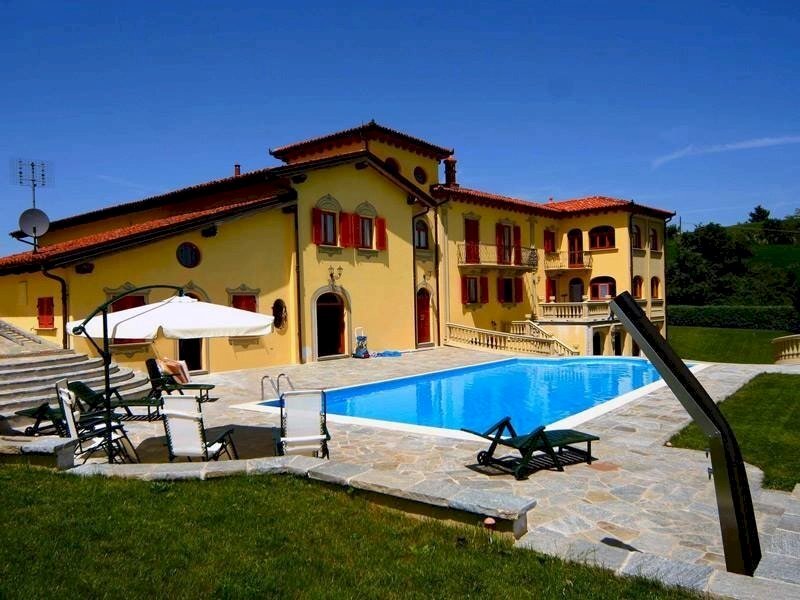 villa in vendita a Murazzano