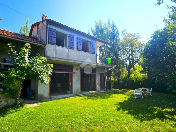 casa semindipendente in vendita a Murazzano
