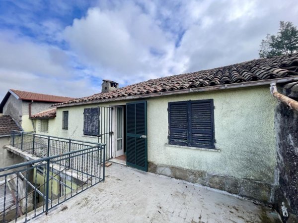 casa indipendente in vendita a Murazzano