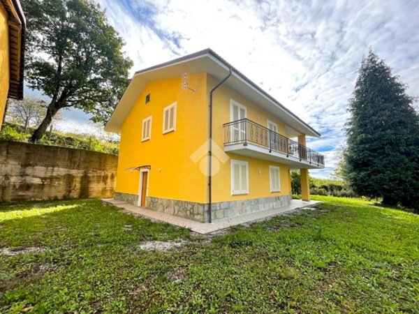 casa indipendente in vendita a Murazzano in zona Cornati