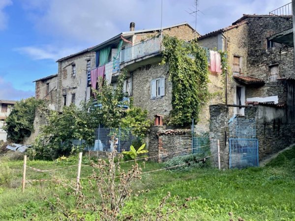casa indipendente in vendita a Murazzano