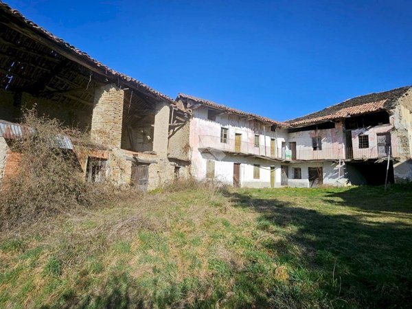casa indipendente in vendita a Murazzano in zona Rea
