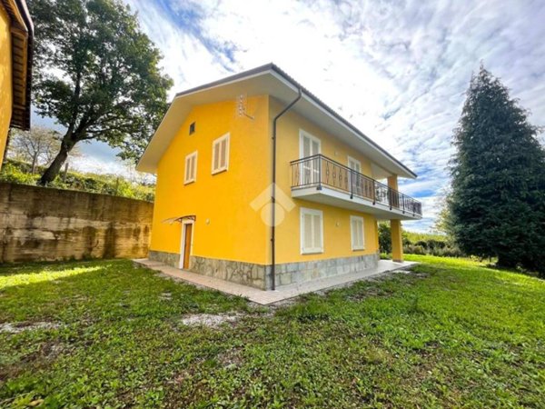 casa indipendente in vendita a Murazzano in zona Cornati