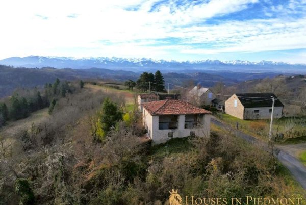 casa indipendente in vendita a Murazzano