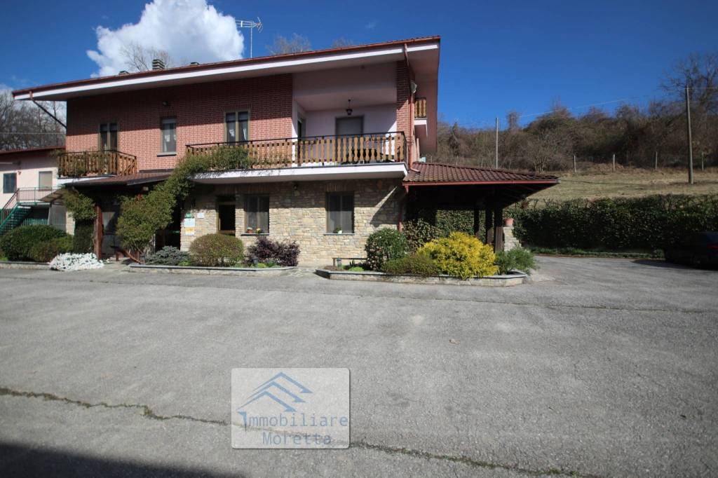 casa indipendente in vendita a Murazzano