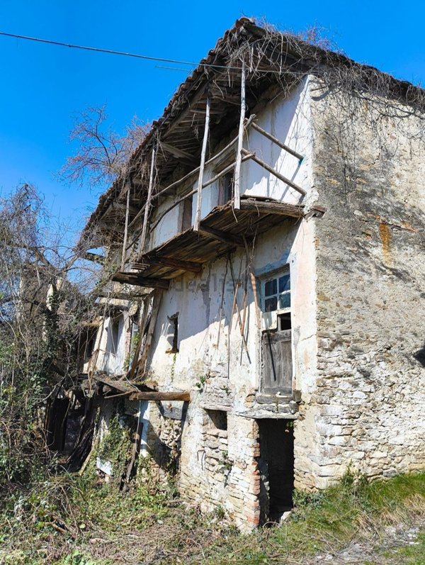 villa in vendita a Murazzano in zona Rea