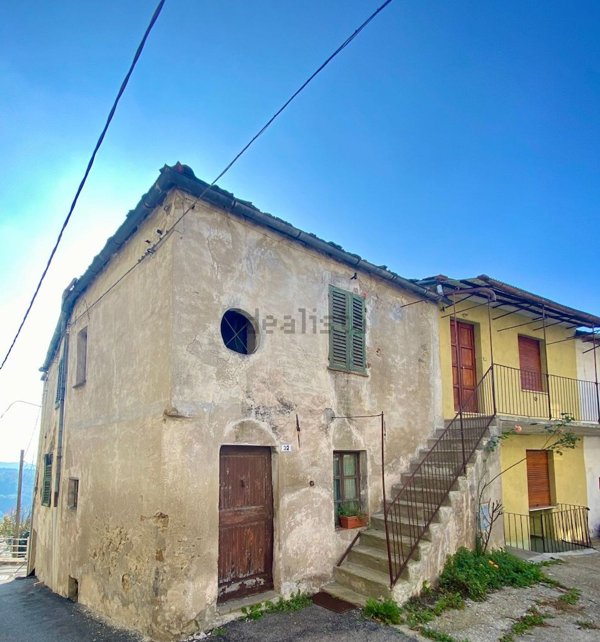 casa indipendente in vendita a Murazzano