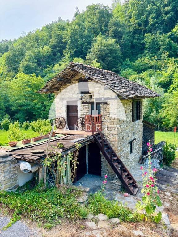 casa indipendente in vendita a Murazzano