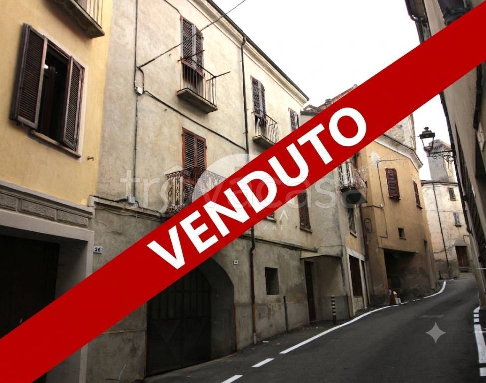 casa semindipendente in vendita a Murazzano