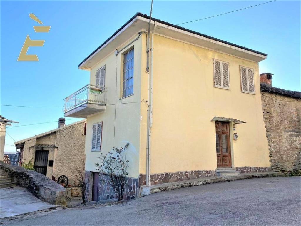 casa indipendente in vendita a Murazzano