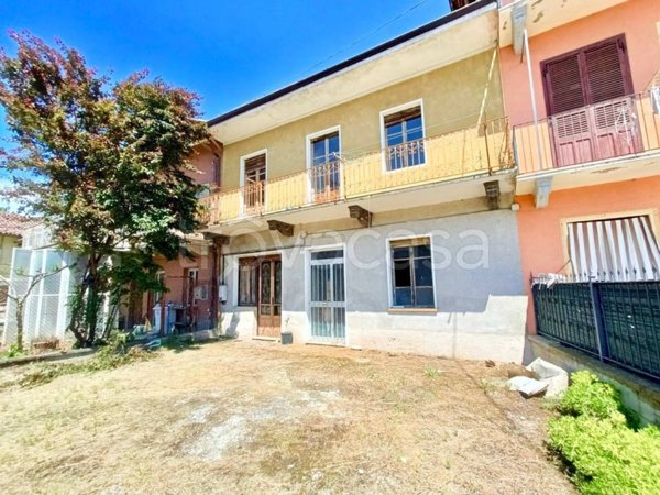 casa indipendente in vendita a Narzole