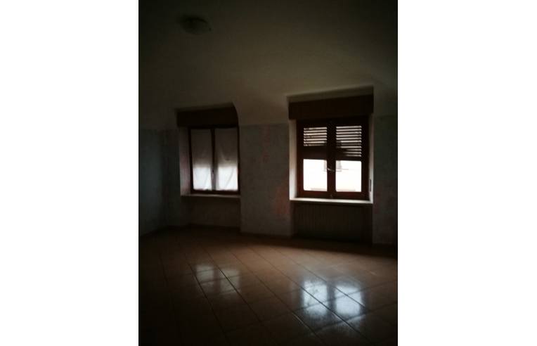 intera palazzina in vendita a Narzole