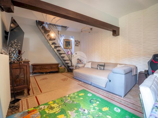 casa semindipendente in vendita a Narzole