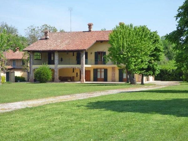 casa indipendente in vendita a Narzole