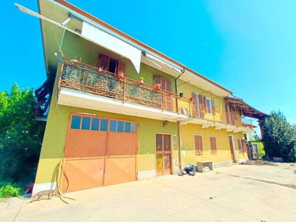 casa indipendente in vendita a Narzole