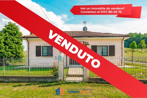 casa indipendente in vendita a Narzole