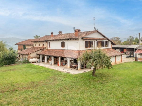 casa indipendente in vendita a Narzole