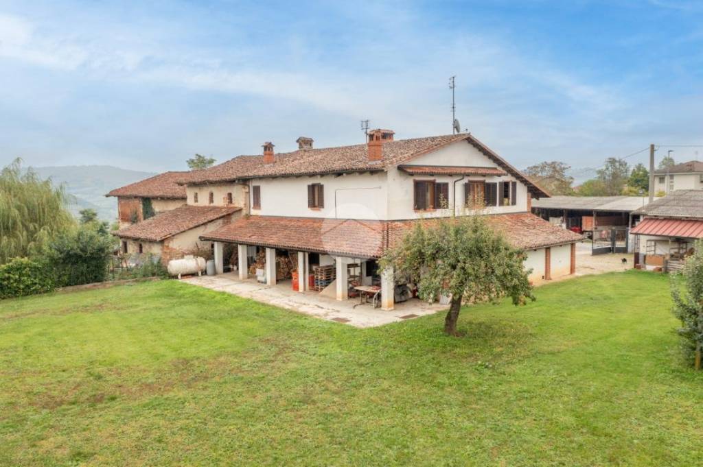 casa indipendente in vendita a Narzole