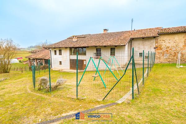 casa indipendente in vendita a Narzole