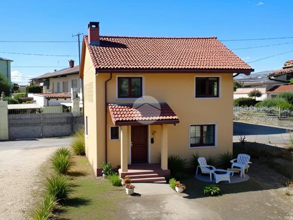 casa indipendente in vendita a Narzole