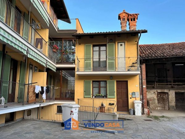 casa indipendente in vendita a Narzole