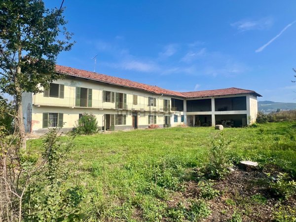 casa indipendente in vendita a Narzole