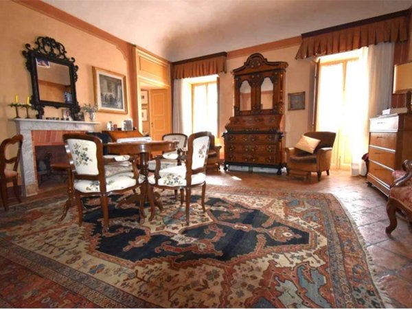 casa indipendente in vendita a Neive