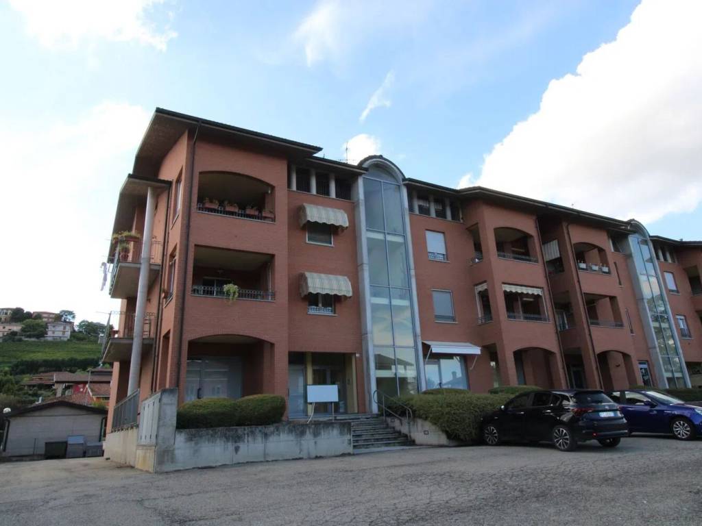 appartamento in vendita a Neive