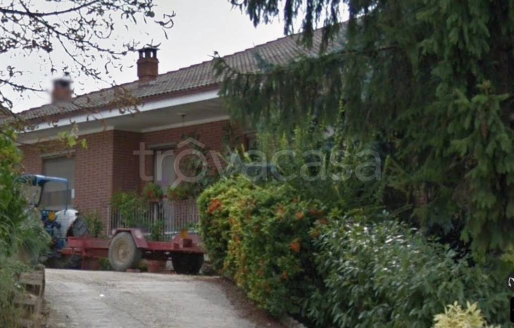 casa indipendente in vendita a Neive