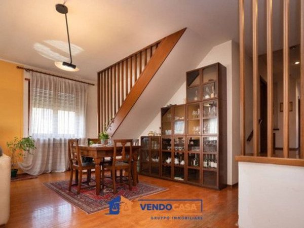 casa indipendente in vendita a Neive