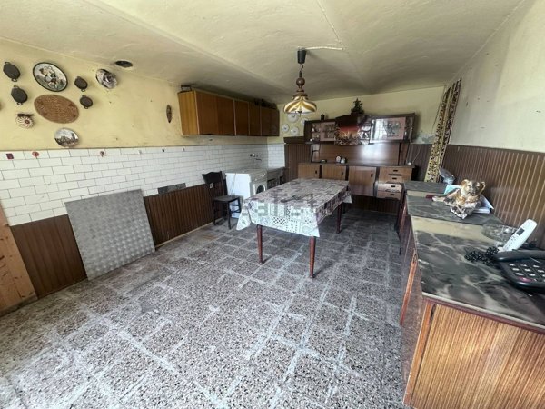 casa indipendente in vendita a Neive