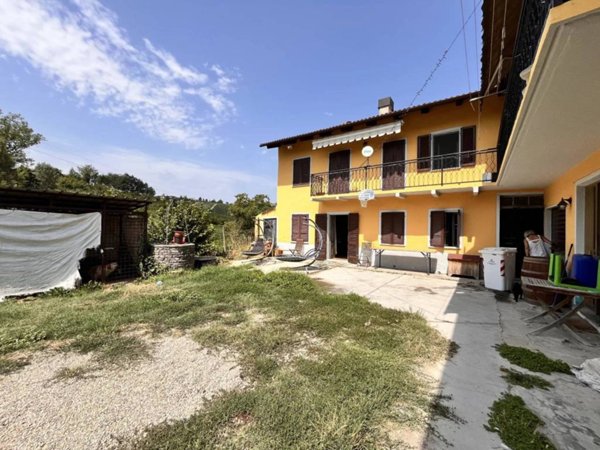 casa indipendente in vendita a Neive
