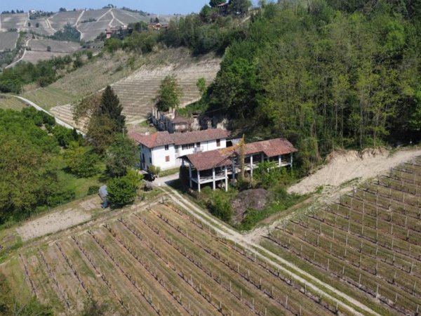 casa indipendente in vendita a Neviglie