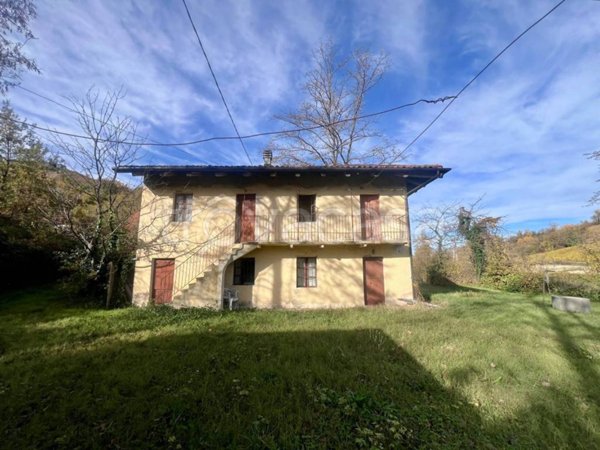 casa indipendente in vendita a Neviglie