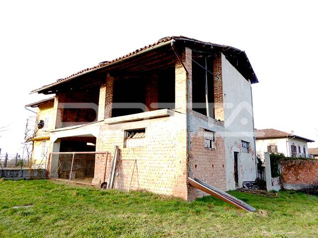 casa indipendente in vendita a Niella Tanaro
