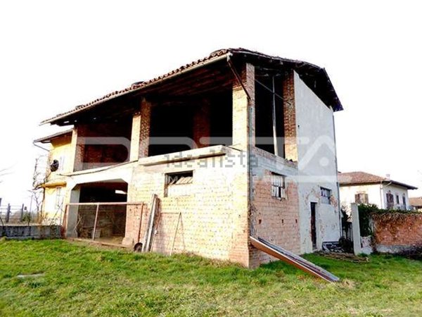 appartamento in vendita a Niella Tanaro