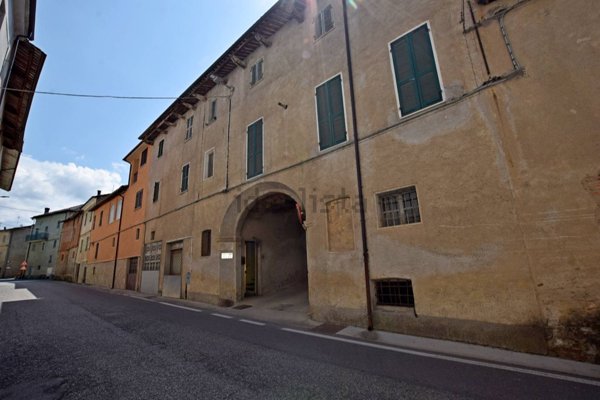 pentavano in vendita a Niella Tanaro