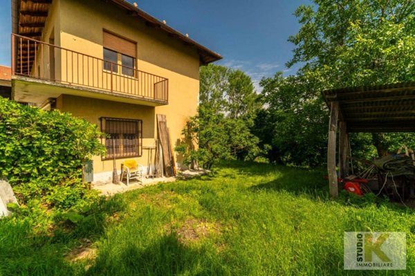 casa indipendente in vendita a Novello