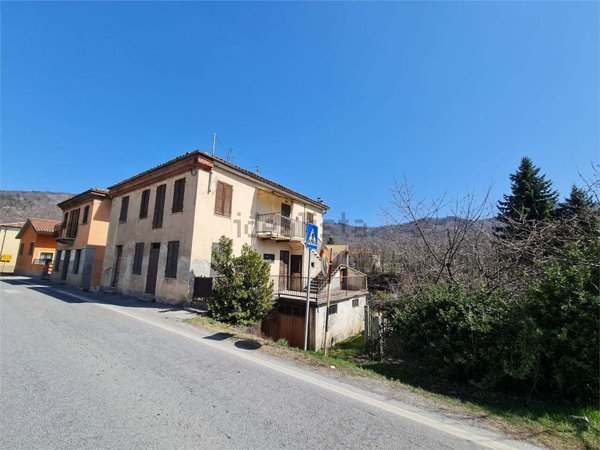 casa indipendente in vendita a Nucetto