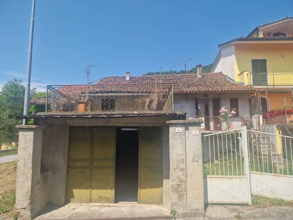 casa indipendente in vendita a Nucetto