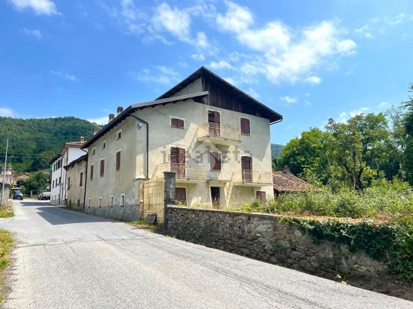 casa indipendente in vendita a Nucetto