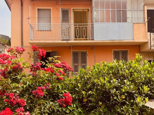casa indipendente in vendita a Nucetto