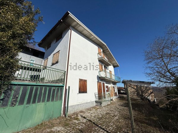 casa indipendente in vendita a Nucetto in zona Villa